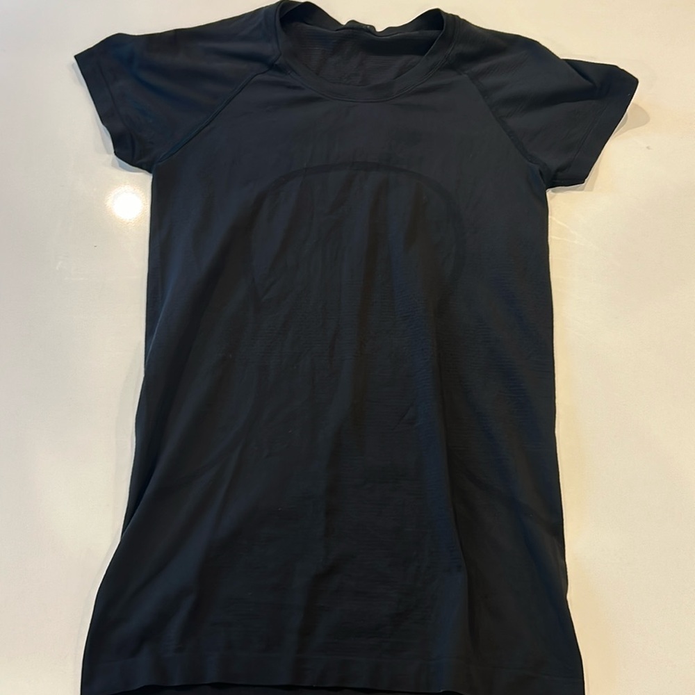 Lululemon swiftly tech size 6
